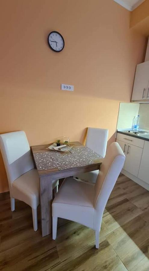Ales Apartman Sombor Extérieur photo