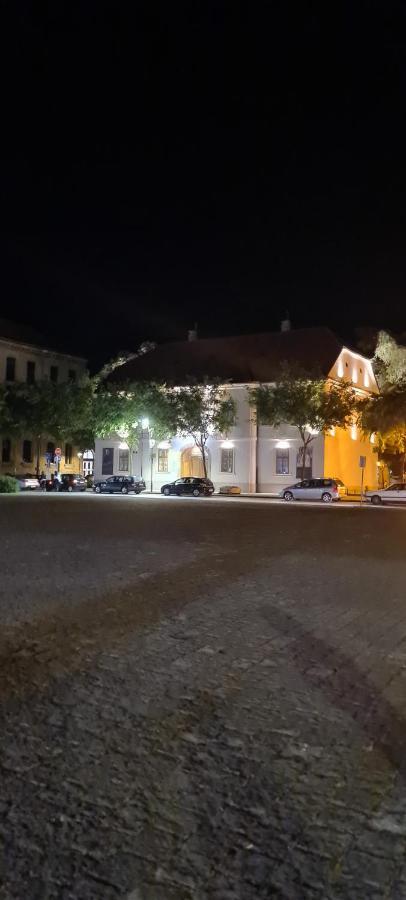 Ales Apartman Sombor Extérieur photo